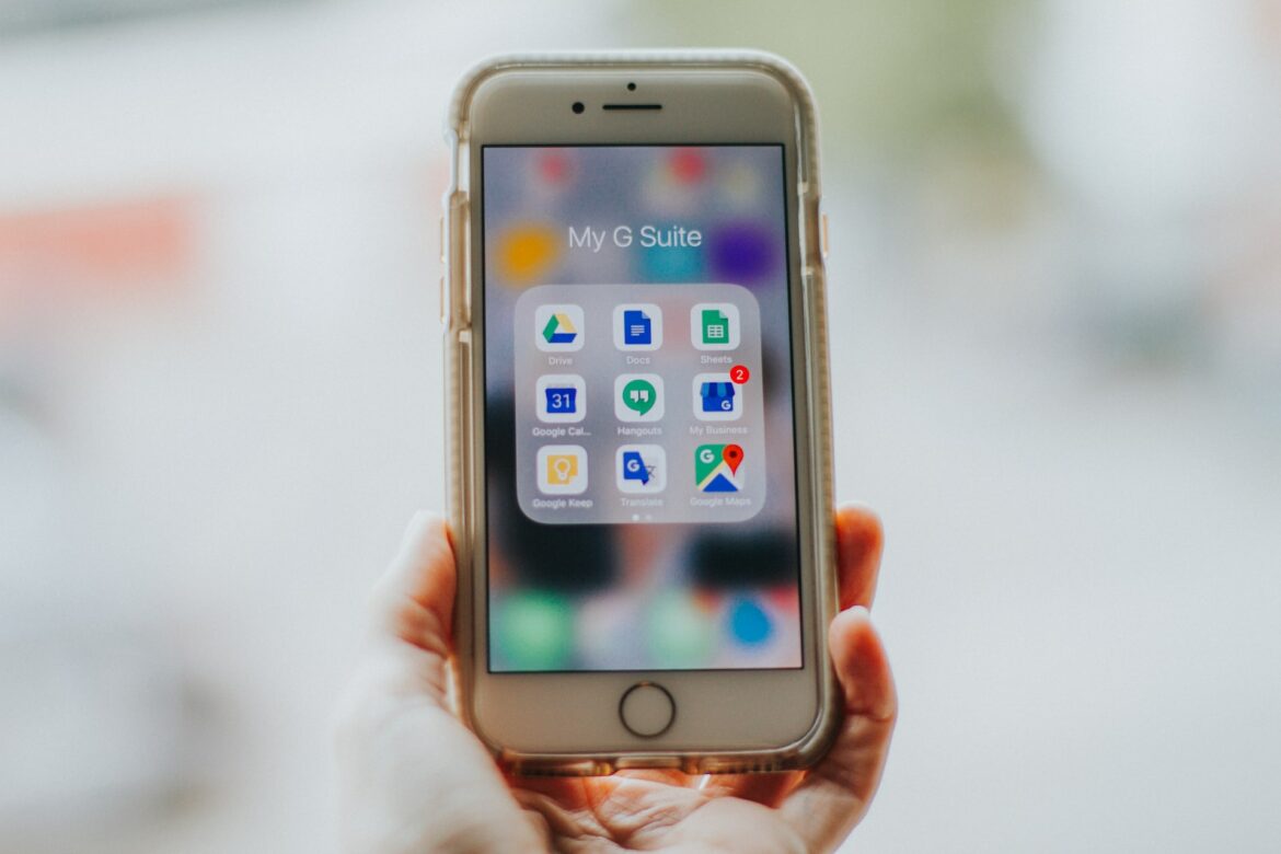 Google Workspace smartphone