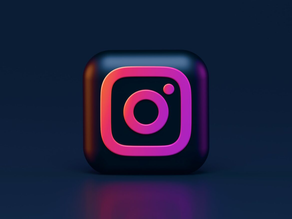 logo instagram revu