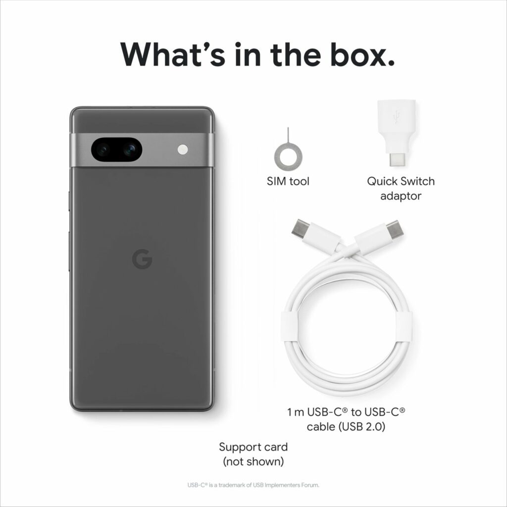 Google Pixel 7a en main, illustrant sa taille parfaite pour une utilisation à une main.