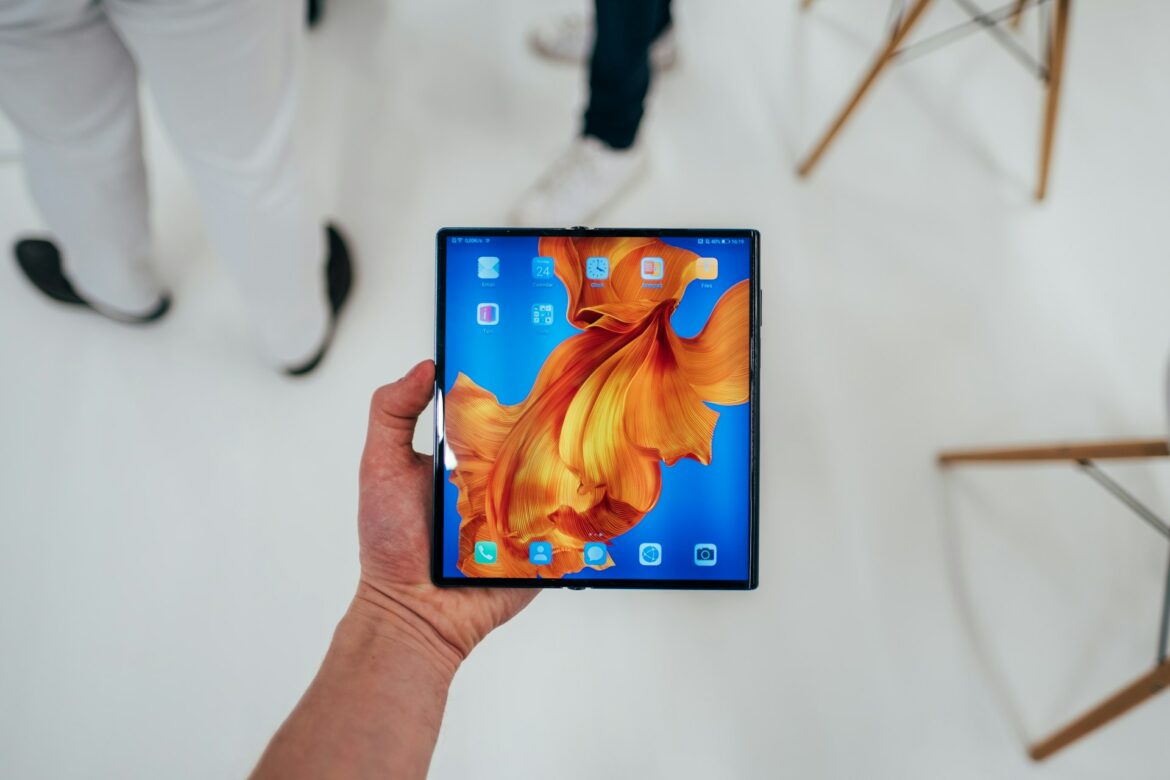 Smartphone pliable Huawei Mate XS